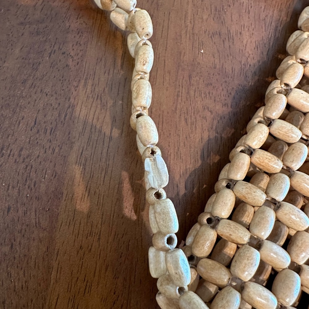 Faithfull the Brand wooden beaded purse, sold with cloth bag - Picture 7 of 7